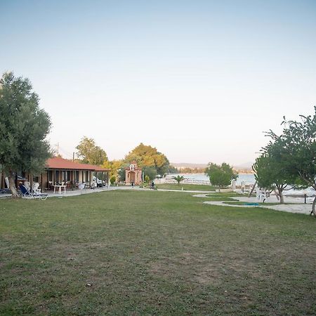 On The Wave Studios Sithonia Exterior foto